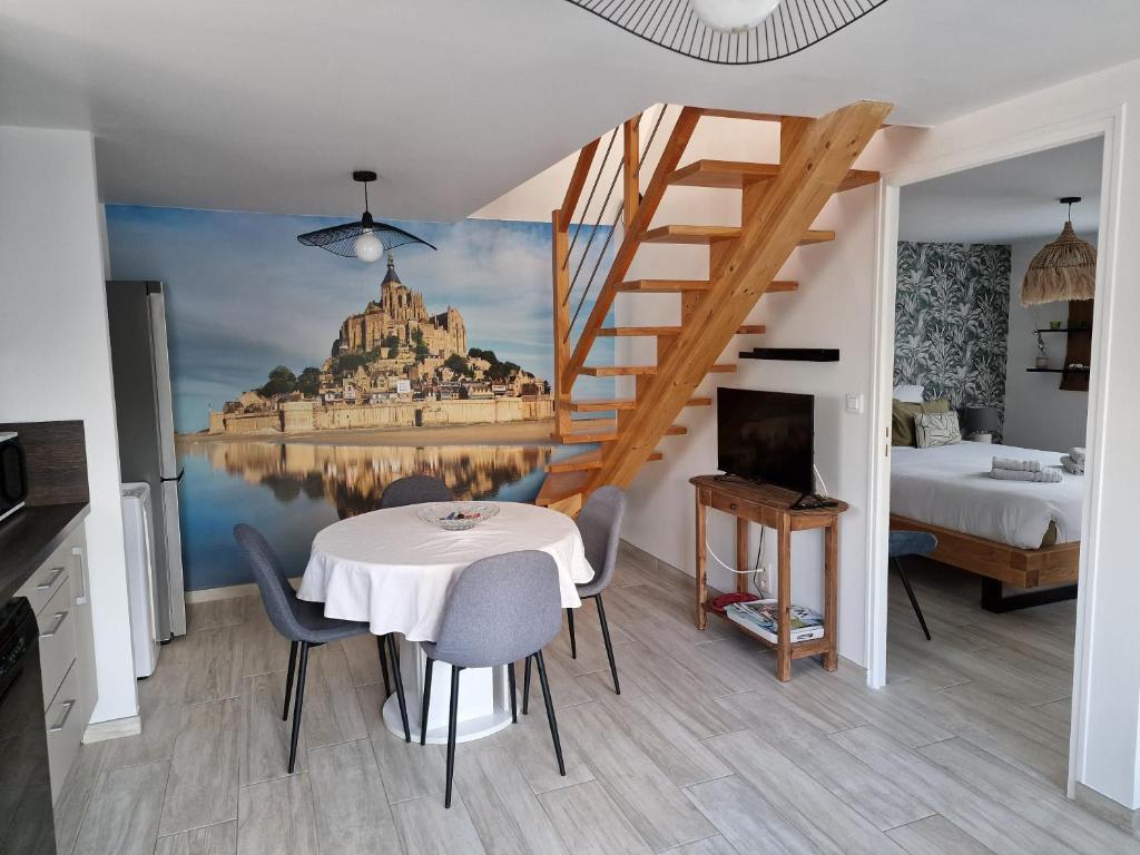 L'Aurore de la Baie, vue sur le Mont-Saint-Michel - 12