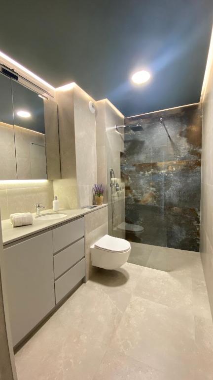 GREY House + free parking - 3