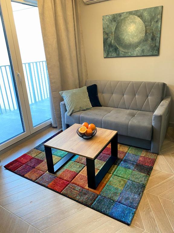 GREY House + free parking - 4