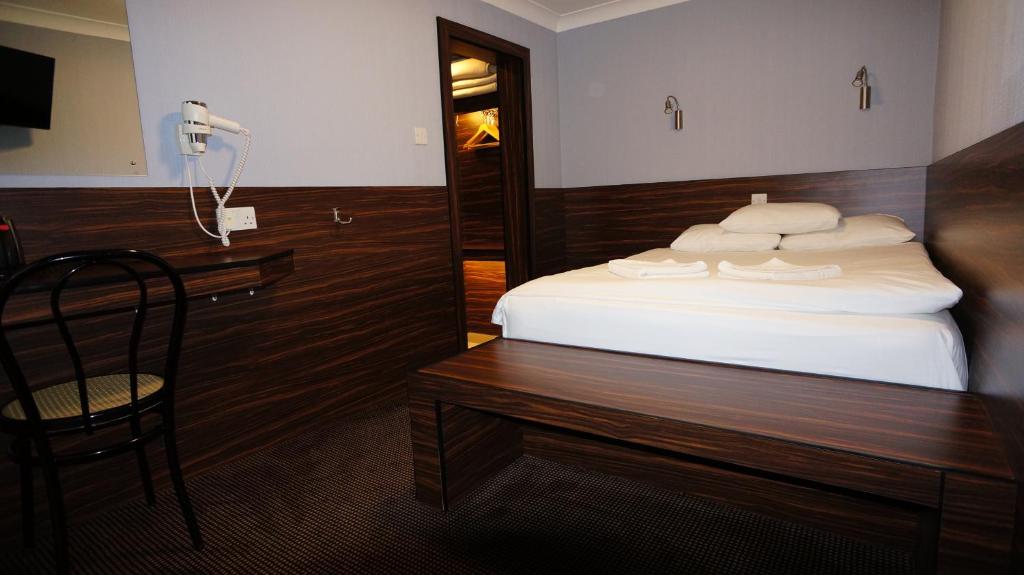 Crestfield Hotel - Resim 27