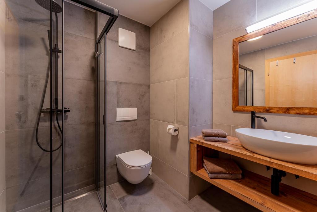 Koupelna v ubytování Ski Dome Apartments-Apartment VIVA & Heaven Holiday Chalet
