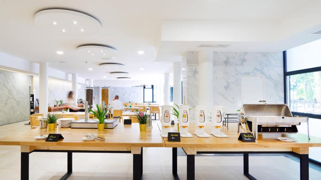 Gartenhotel Altmannsdorf - Resim 25