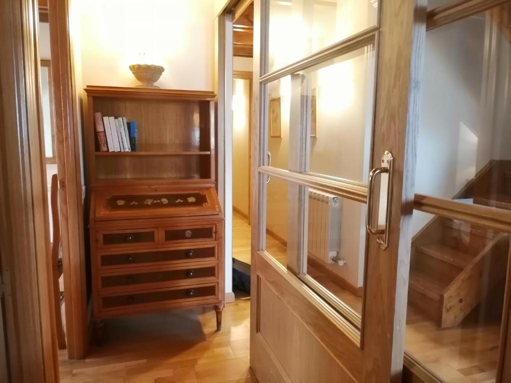 Posteľ alebo postele v izbe v ubytovaní Dúplex con moderna y amplia cocina Erta 6