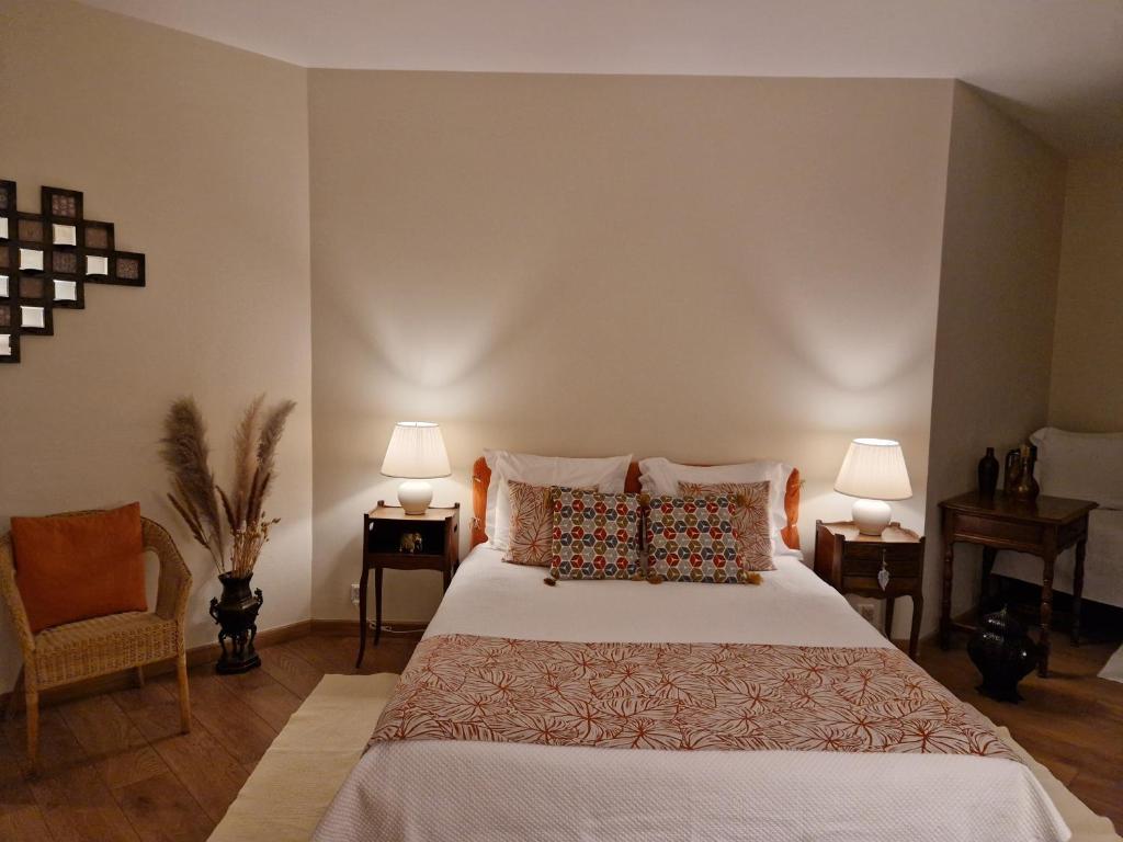 Ferme d'Orsonville - Comfort Triple Room With Shower