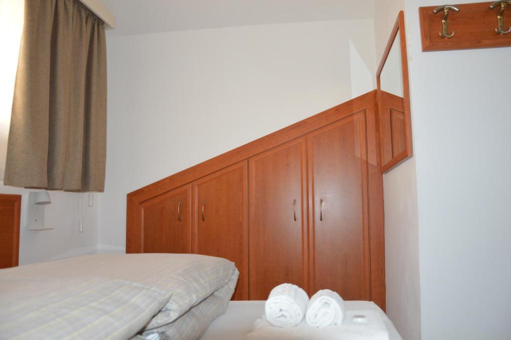 Letto o letti in una camera di Isolabella