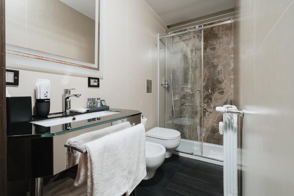 Unica Suites Rome - Resim 28