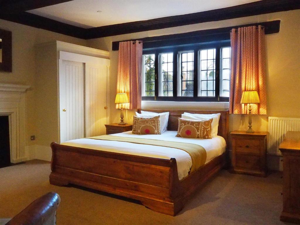 Bear and Ragged Staff - Resim 9