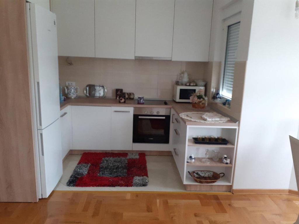 Kuchyň nebo kuchyňský kout v ubytování Luxury House