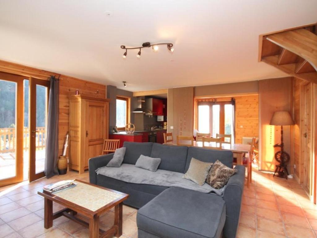 Chalet confortable 3 étoiles avec terrasse au Mont-Dore - 6 pers., 2 chambres, WIFI - FR-1-608-10 - Chalet (6 Adults)