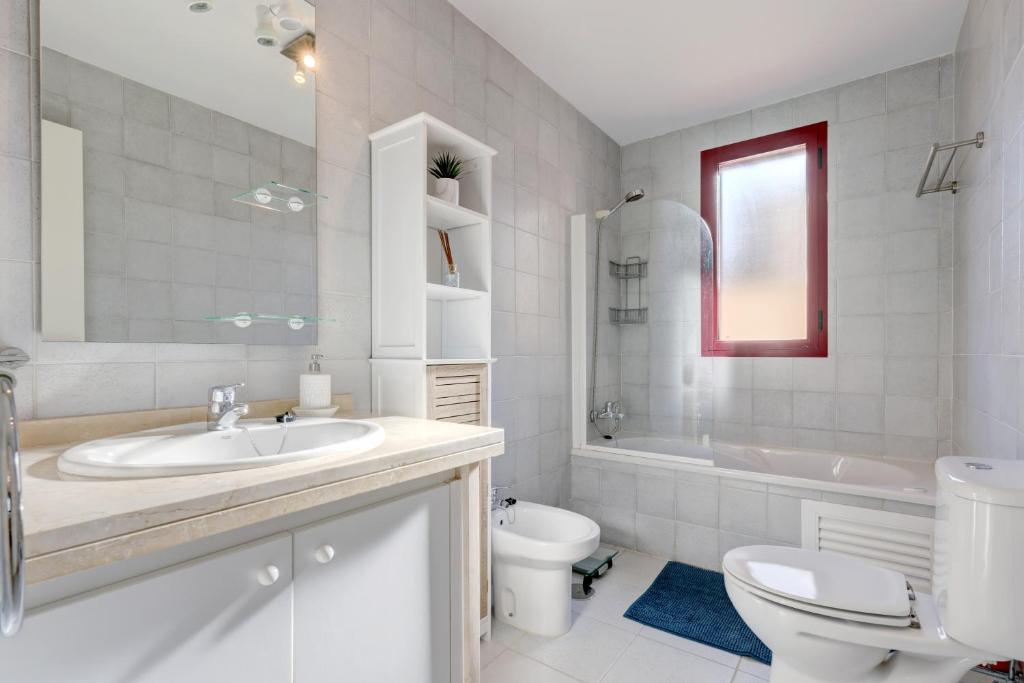 Kép Beautiful penthouse with sea views szállásáról Bahía de Casaresben a galériában