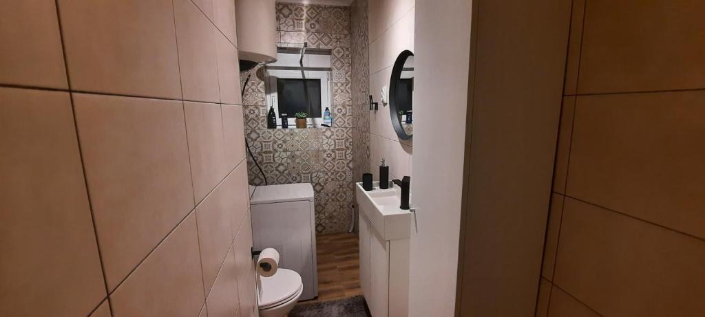 Kúpeľňa v ubytovaní Apartman Twins Self Check in & Self Check Out