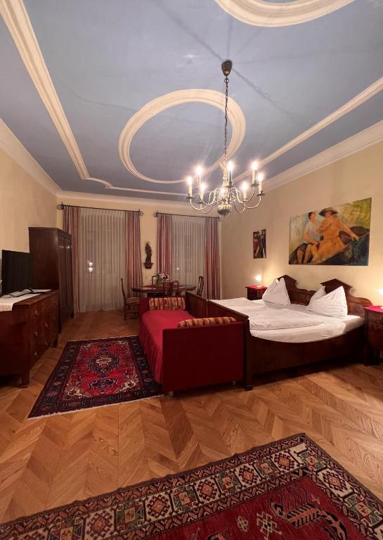 TV a/nebo společenská místnost v ubytování Hotel Gasthof Kohlmayr
