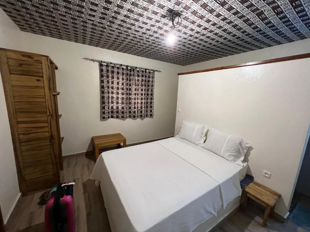 LE 17 to DJIFFER - Habitación Doble Con Baño Privado