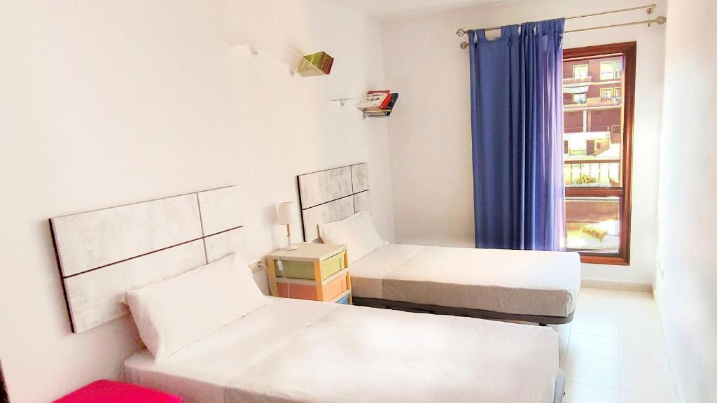 Posteľ alebo postele v izbe v ubytovaní CM 2 bd appartment near the sea