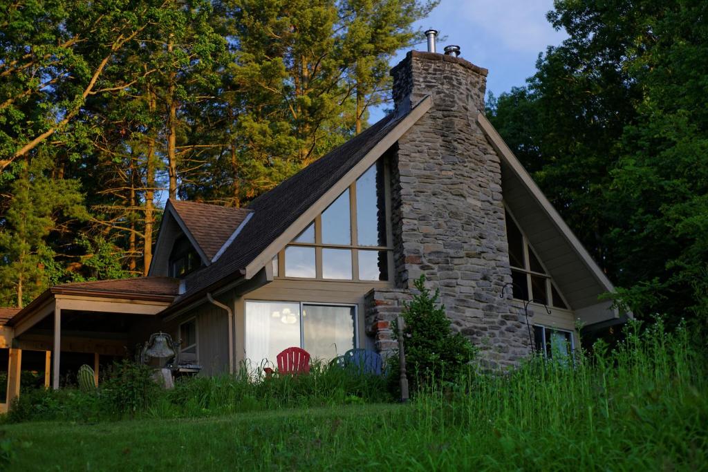 Black River Cottage – Photos 1