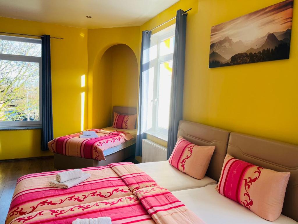 M&M Hotel - Harburg - Resim 2