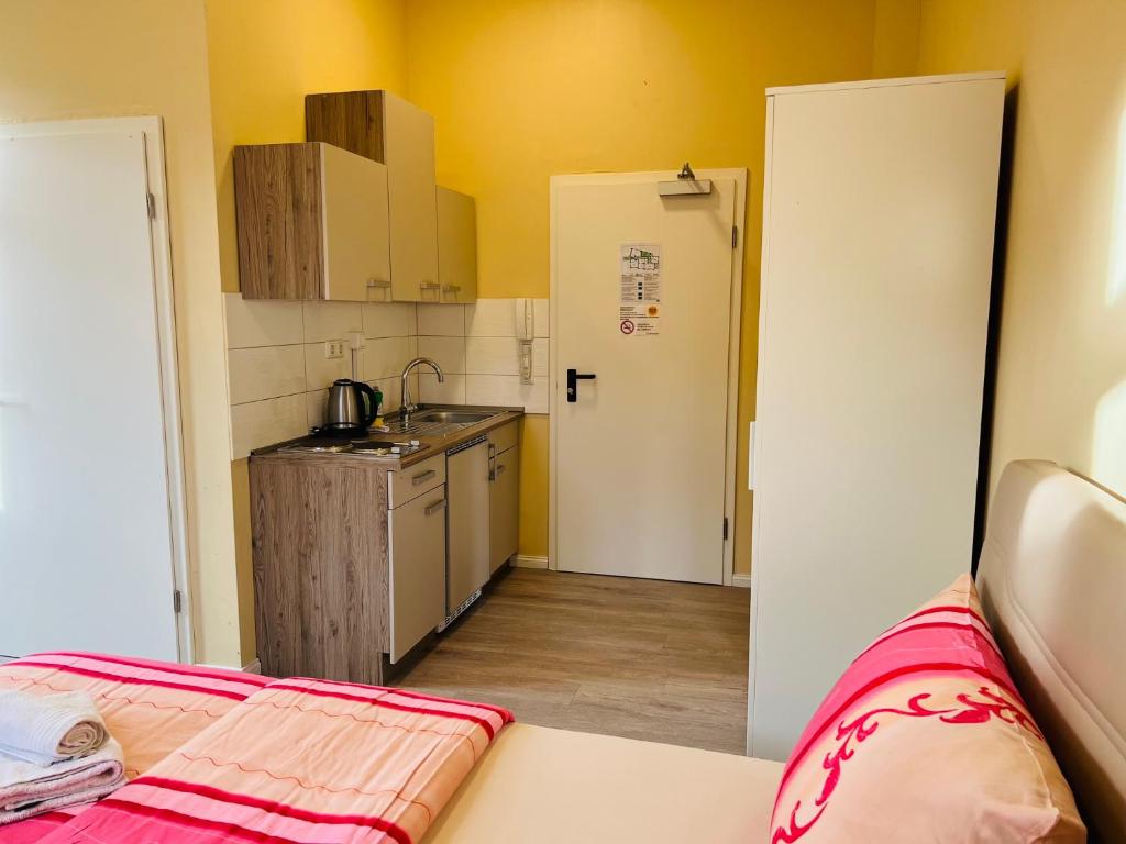 M&M Hotel - Harburg - Resim 4