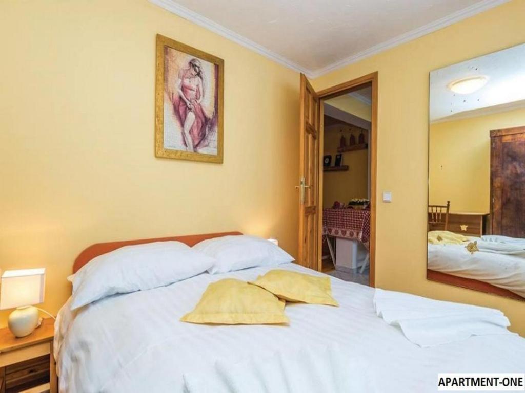 Posteľ alebo postele v izbe v ubytovaní Apartment Monte Rosa