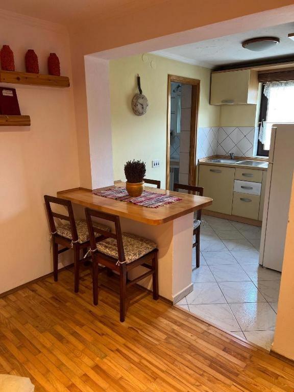 Kuchyňa alebo kuchynka v ubytovaní Apartment Monte Rosa