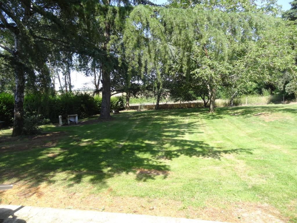 Zahrada ubytování Gîte des Bruyères
