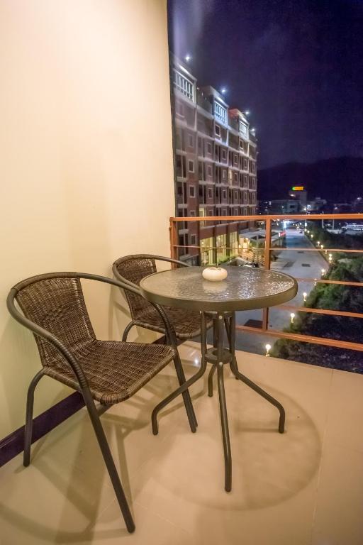 The Elegant Patong - Resim 6