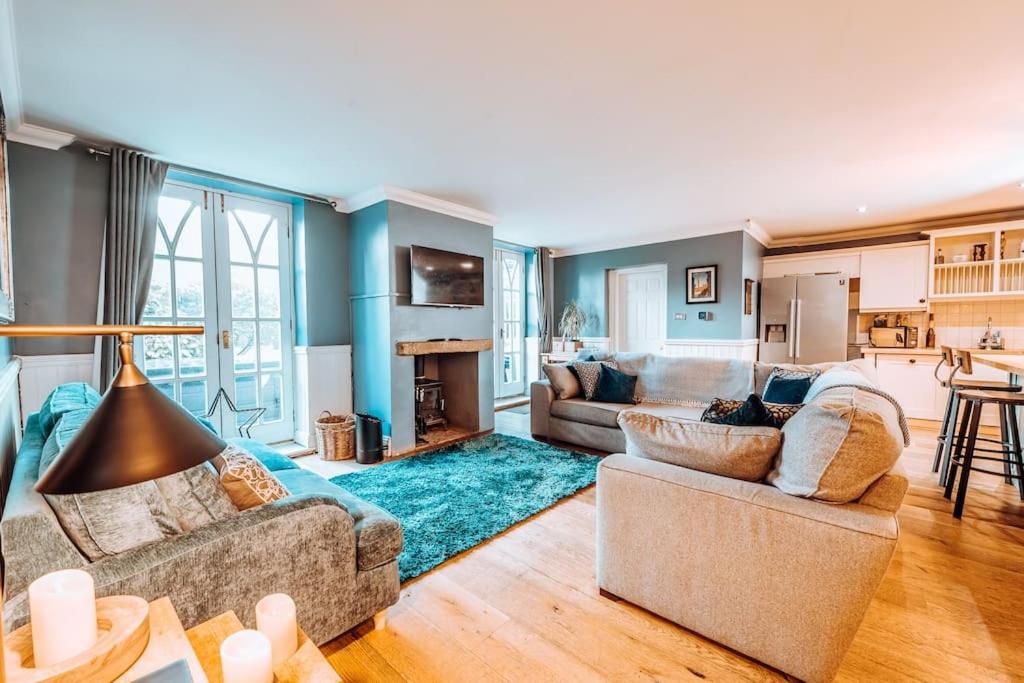 The Vestry - Sleeps 12 - With Hot Tub 3