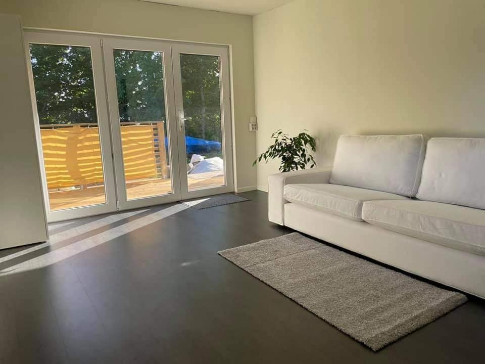 Posezení v ubytování ÖLJERSJÖ COTTAGE