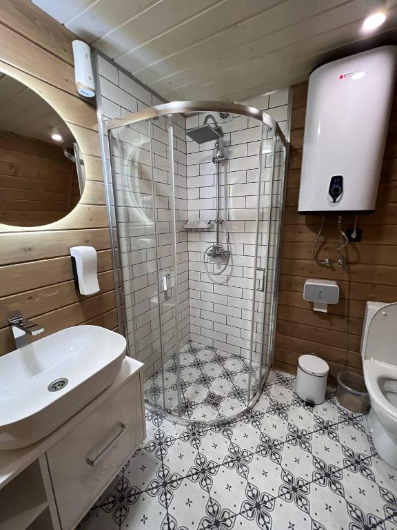 Koupelna v ubytování SlavskoGlamping