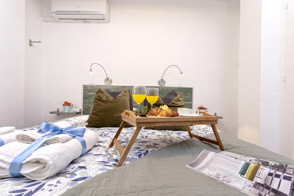 Posteľ alebo postele v izbe v ubytovaní -MalagaSunApts-Merced Private Terrace