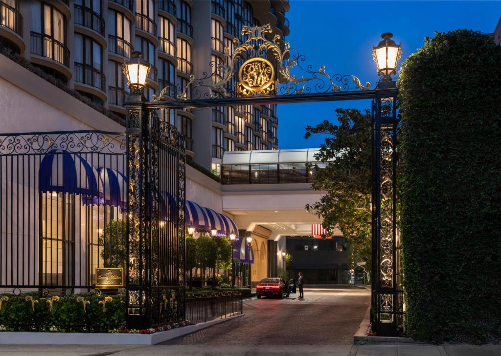 Beverly Wilshire, Beverly Hills, A Four Seasons Hotel photo