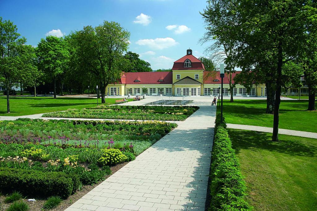 Zahrada ubytování Hotel am Kurpark