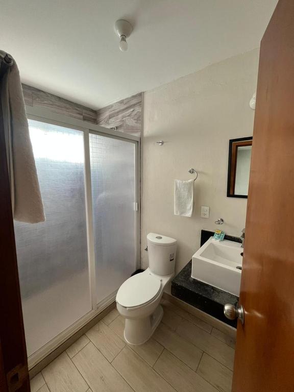Koupelna v ubytování Hotel Queretaro