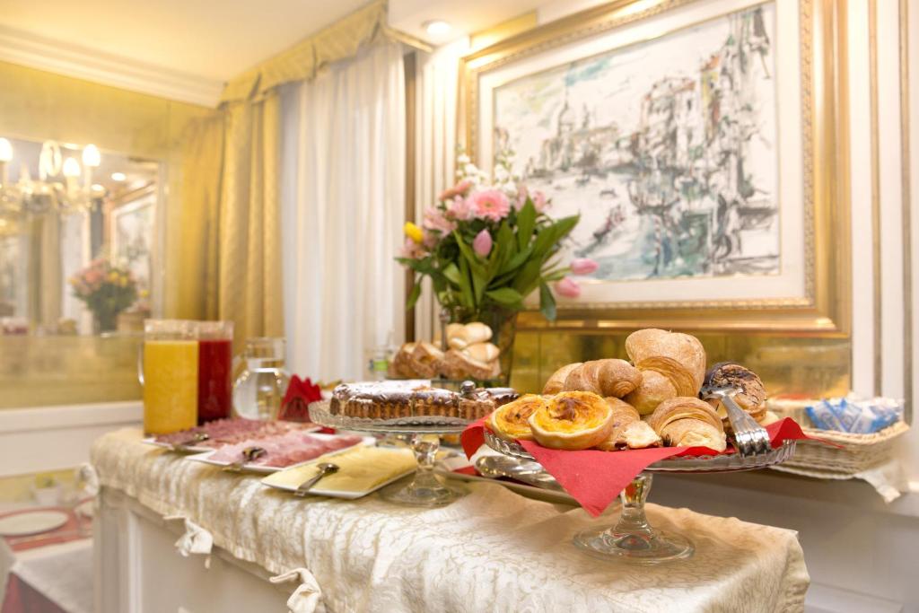 Hotel Noemi - Resim 13