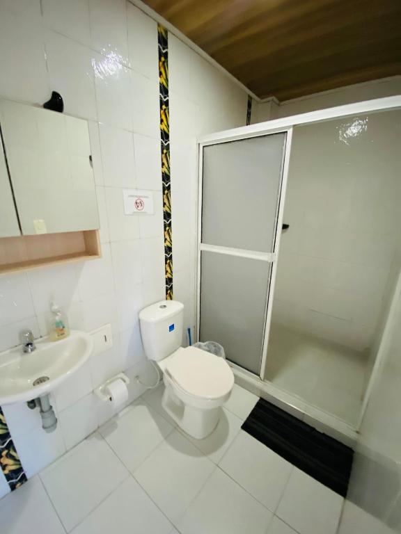 Un baño de Apartamentos Sweet Island