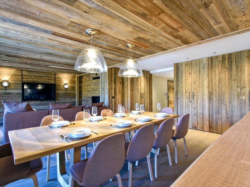 Appartement skis aux pieds avec conciergerie à Méribel - FR-1-613-63