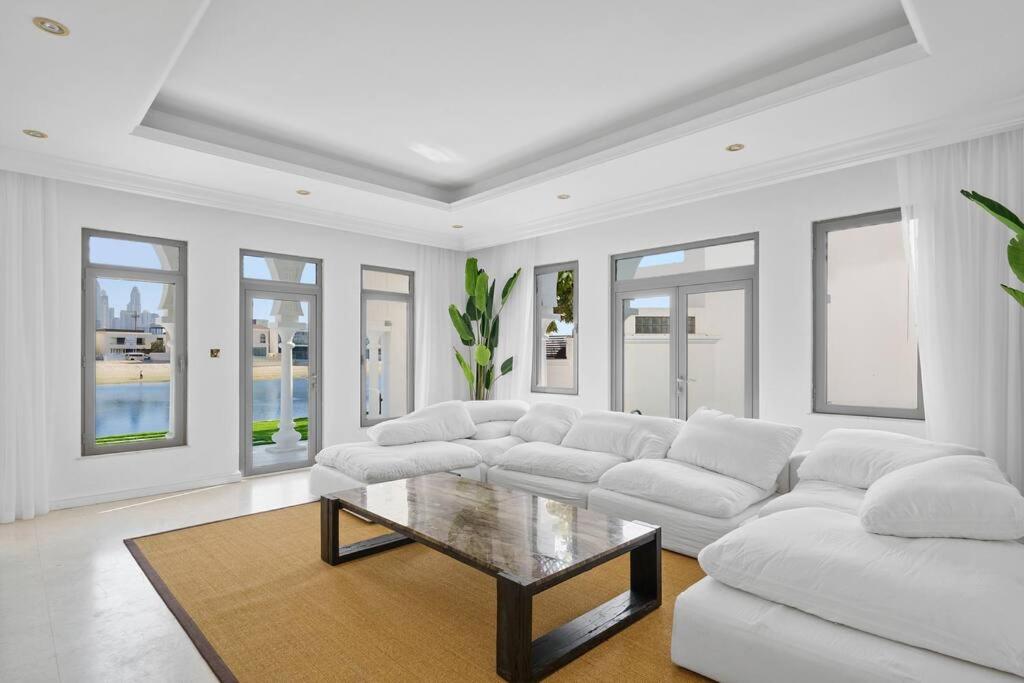 Modern Palm Beach House, Dubai (updated prices 2024)