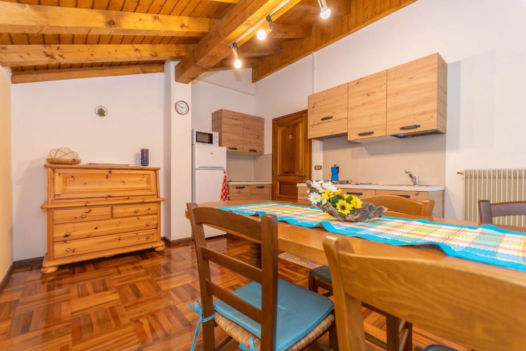 Casa Noris trilo