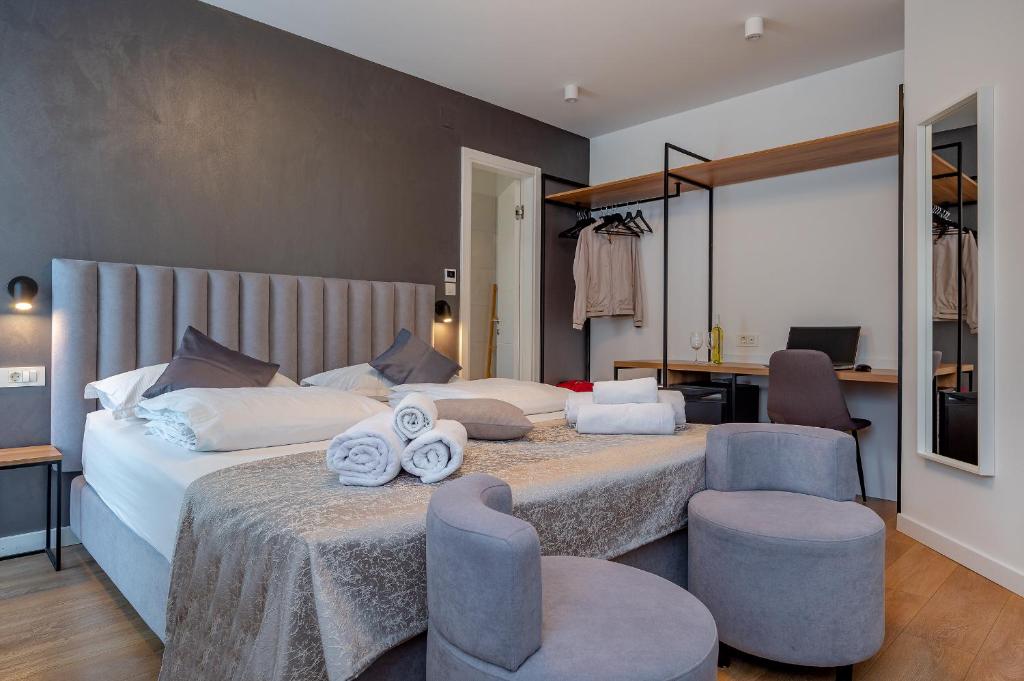 Seven Seas Residence - 9