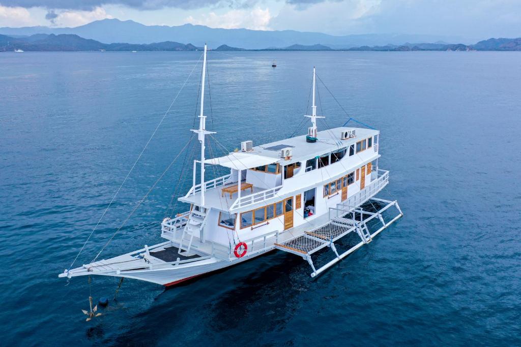 Open trip Labuan Bajo, Labuan Bajo (updated prices 2024)