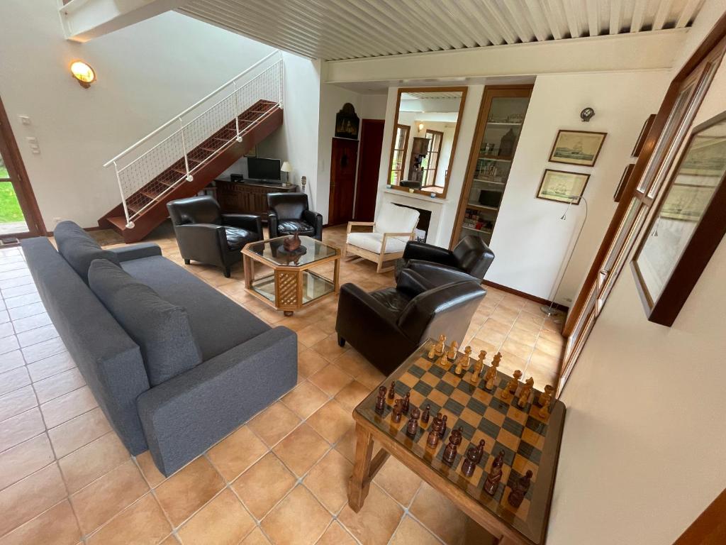 Posedenie v ubytovaní Kerzen - villa avec accès à la plage de Morgat