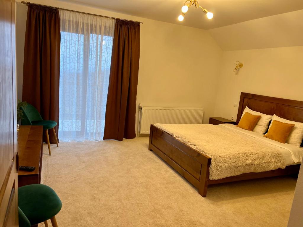 Agropensiunea Floare de Tei - Double Room With Garden View