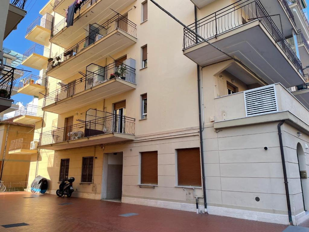 Budova, v ktorej sa apartmán nachádza