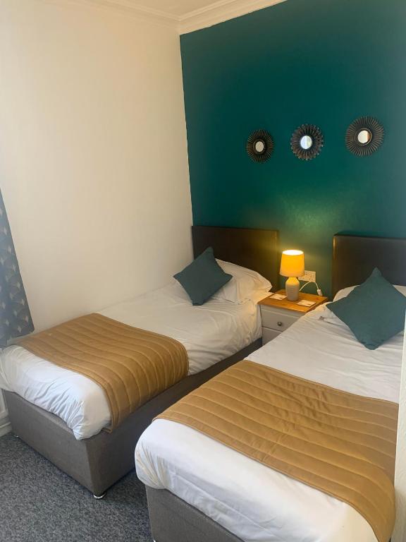 Abbots Mead Hotel - Single Room