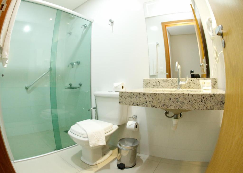 Koupelna v ubytování Hotel Financial