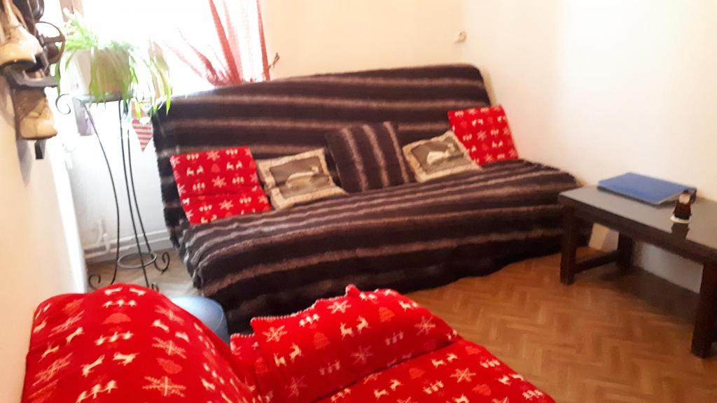 Posedenie v ubytovaní Tza Toine De Malsur