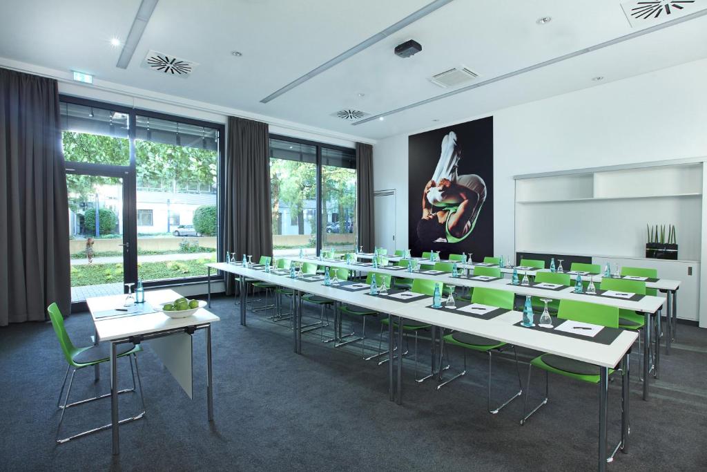 Lindner Hotel Frankfurt Sportpark, part of JdV by Hyatt - Resim 42