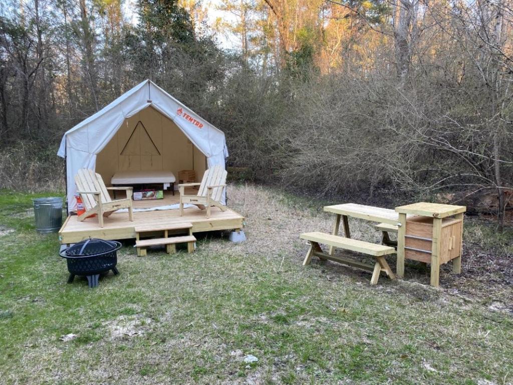 Tentrr State Park Site - Mississippi Clarkco State Park - Lakeview Site H -  Single Camp, Quitman – posodobljene cene za leto 2023