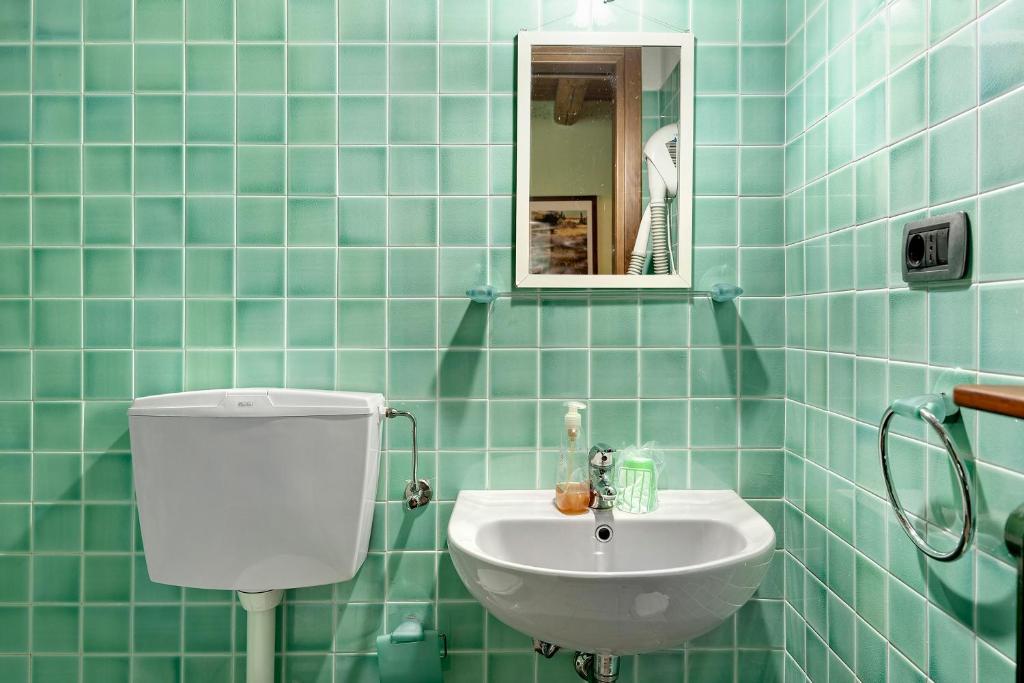 Łazienka w obiekcie Casa Vacanze il Ginepro