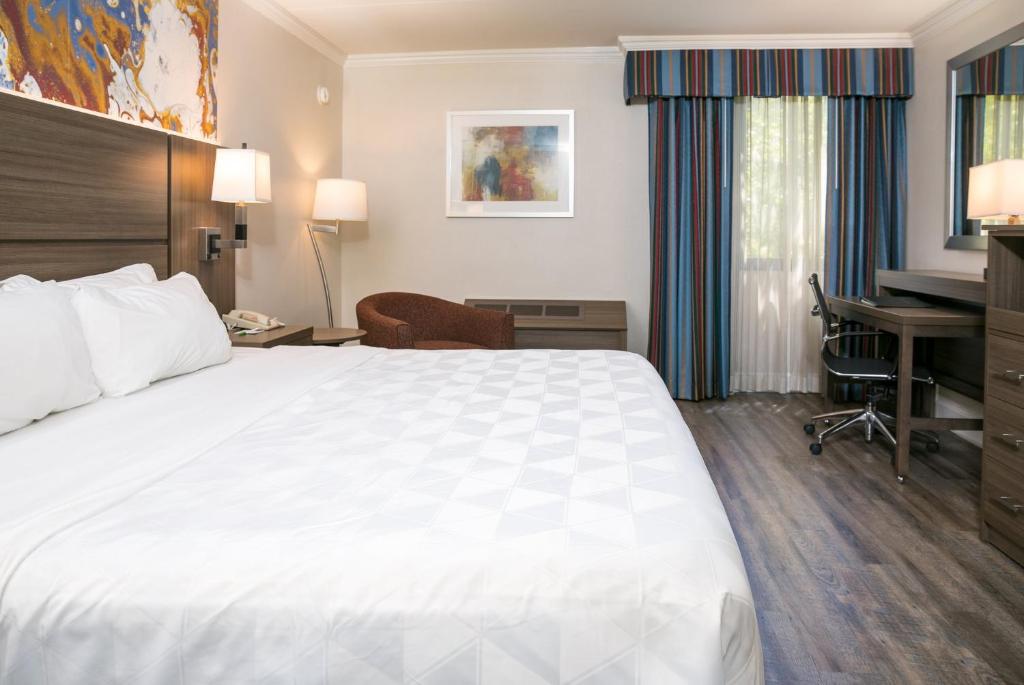Wyndham Executive Center Columbia photo