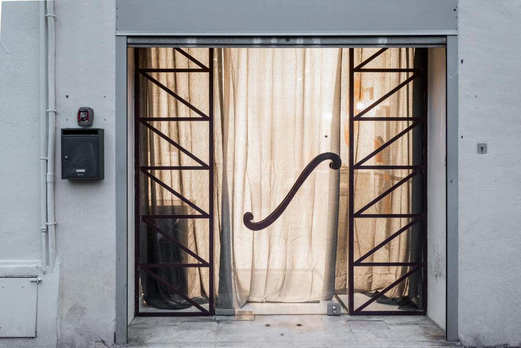 Zdjęcie z galerii obiektu " Art Loft d'Exception " au Cœur de Cannes - 90m de Design et de Confort w Cannes